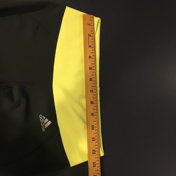 Adidas climalite capri joga pants. - Picture 6 of 8